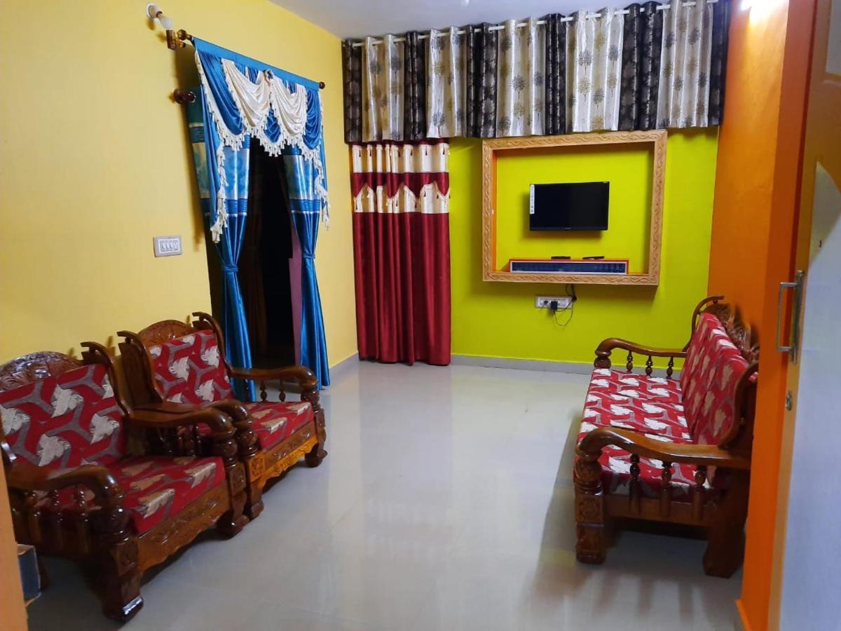 Green Land Estate Homestay 5 Rooms With Garden View Мадикери Экстерьер фото